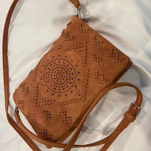 Lucky Brand tan leather cross body purse